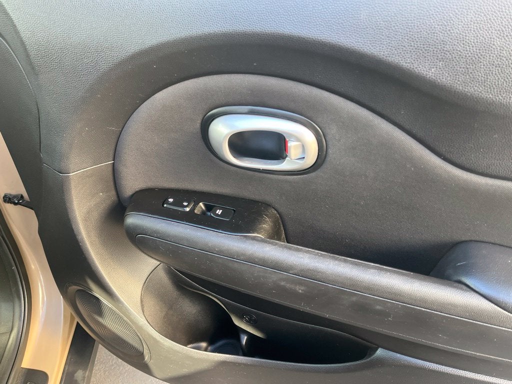 2014 Kia Soul Base