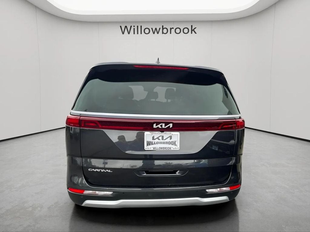 2024 Kia Carnival LX