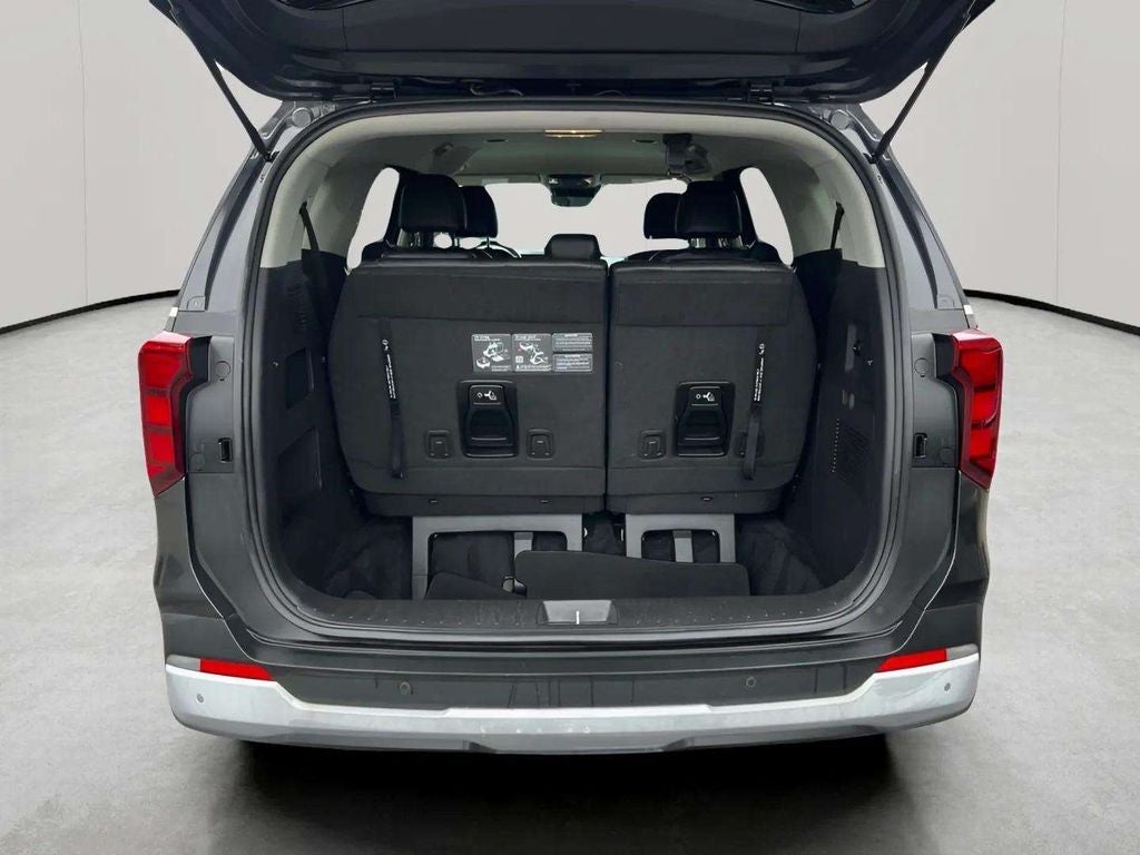 2025 Kia Carnival LXS