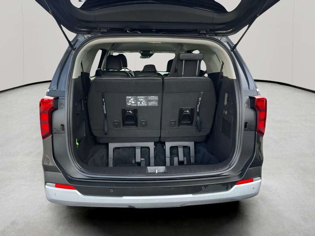 2025 Kia Carnival LXS