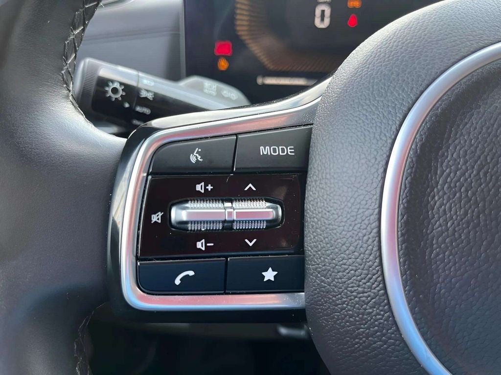 2025 Kia Carnival LXS