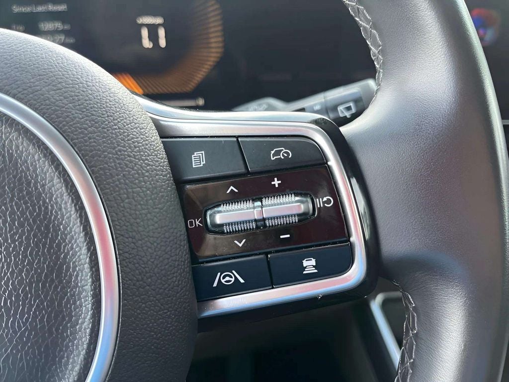 2025 Kia Carnival LXS