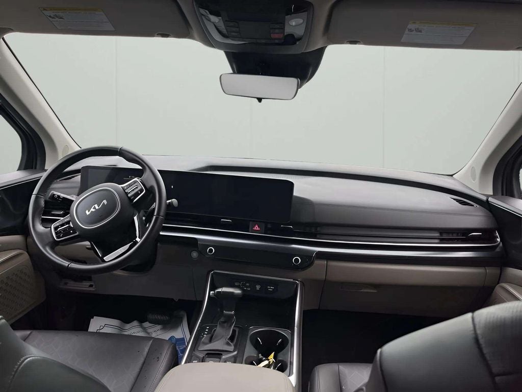 2025 Kia Carnival LXS