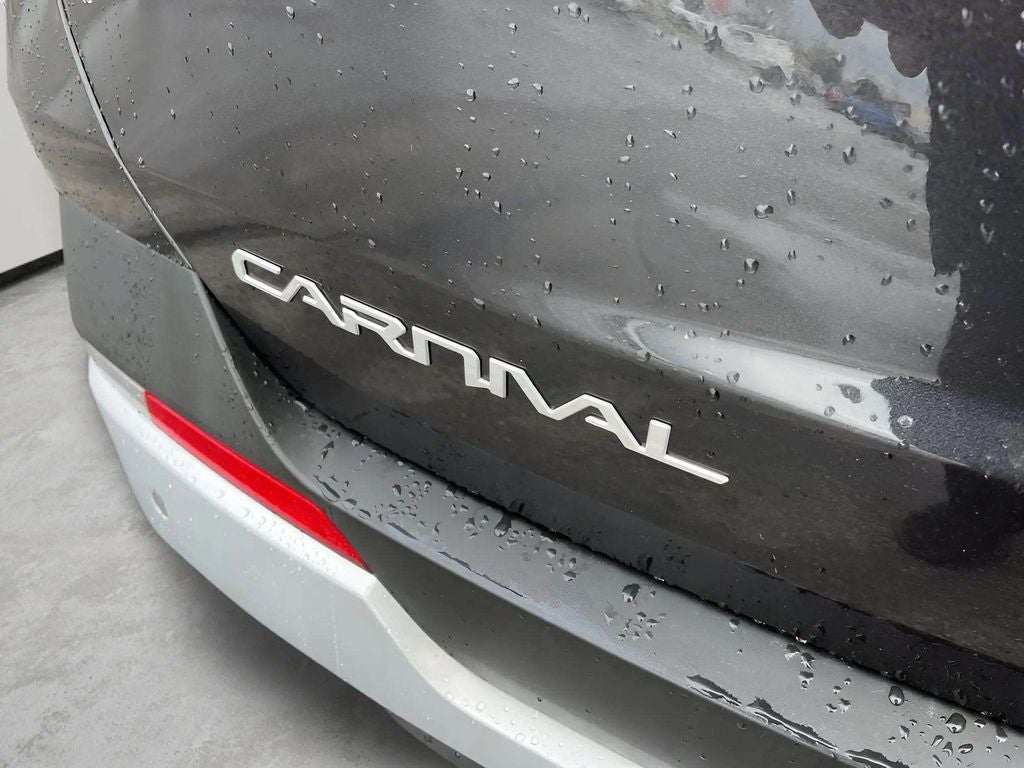 2025 Kia Carnival LXS