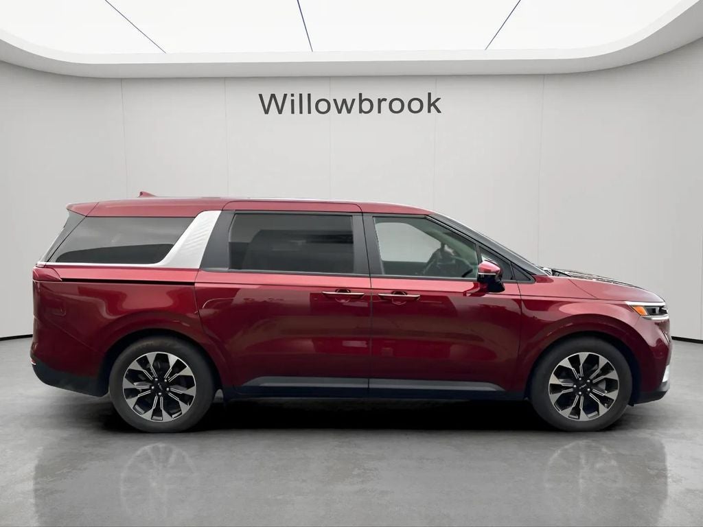 2024 Kia Carnival EX