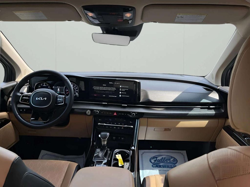 2024 Kia Carnival EX