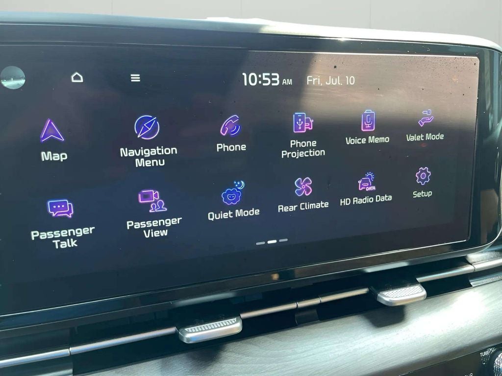 2024 Kia Carnival EX
