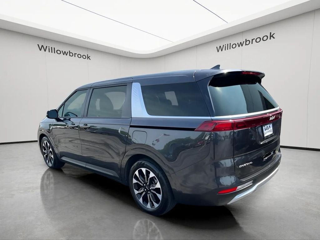 2024 Kia Carnival EX