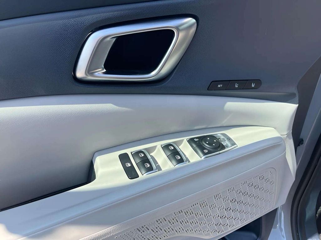 2025 Kia Carnival EX