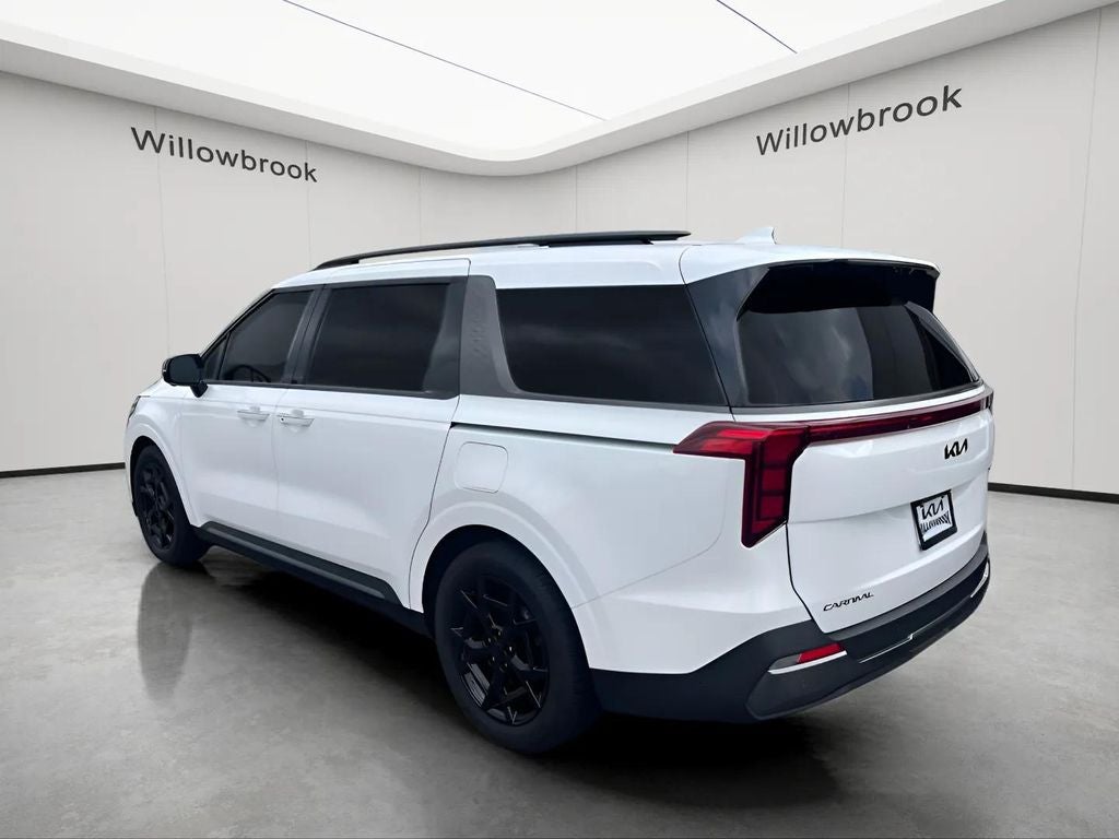 2025 Kia Carnival SX