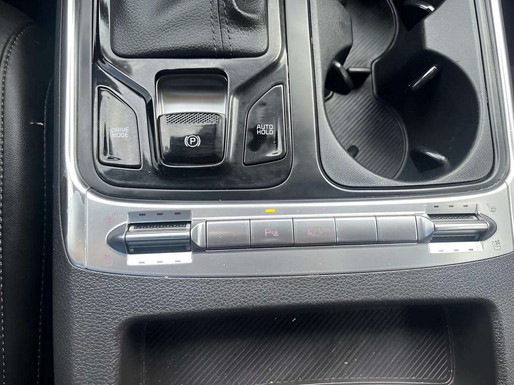 2025 Kia Carnival SX