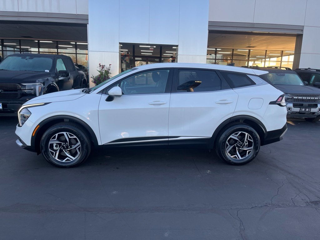 2024 Kia Sportage LX