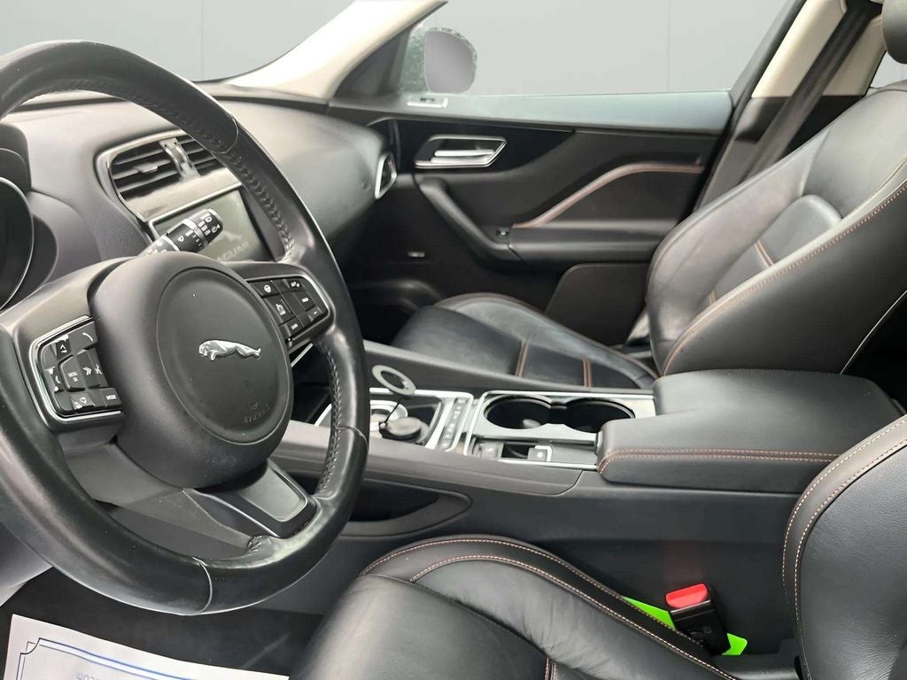 2017 Jaguar F-PACE 35t Prestige