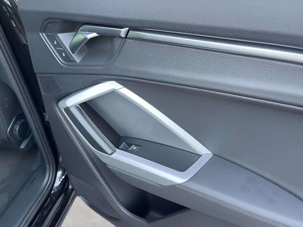 2020 Audi Q3 Premium quattro