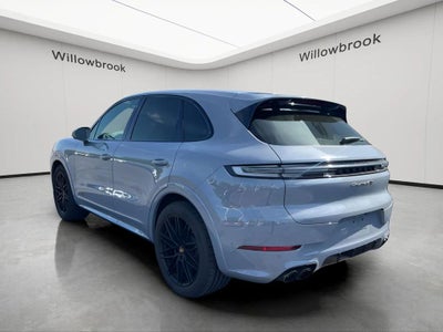 2025 Porsche Cayenne GTS