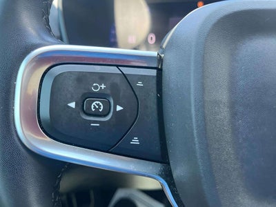2024 Volvo XC40 B5 Core