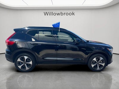 2024 Volvo XC40 B5 Core